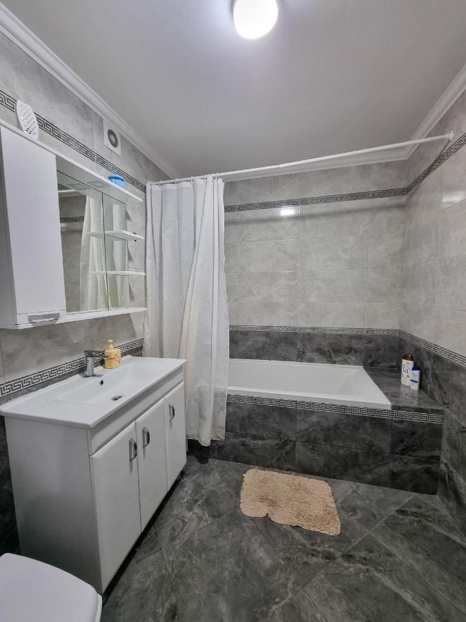 Aparthotel City Center Кишинів Екстер'єр фото